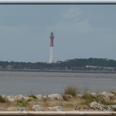 Le phare de la Courbe