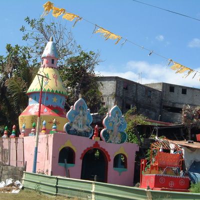 Temple hindou... quartiers populaires deTerre sainte / St Pierre