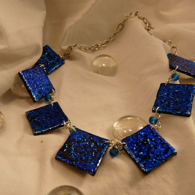 feuille d'argent et encre bleu