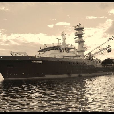 Départ d un thonier....