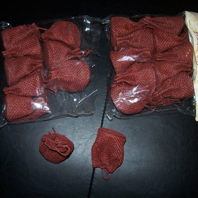 LOT 17 / pochons marrons