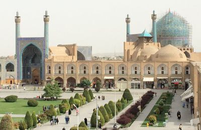 Iran - Histoire et architecture (12/19). Les Safavides (1501 / 1732) – Révolutions urbanistiques (Ispahan).