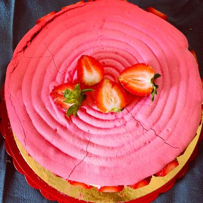 Grand maçaron façon fraisier 