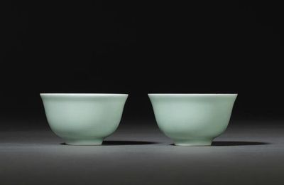 A rare and fine pair of green-glazed cups, Jiaqing seal marks and of the period