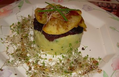 Millefeuille de boudin noir aux deux pommes