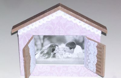 cadre photo romantique en bois blanc et marron
