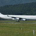 Aéroport Tarbes-Lourdes-Pyrénées: South African Airways: Airbus A340-212: ZS-SLE: MSN 21.