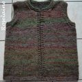 Un gilet au tricot pour l'automne