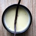 Recette facile et rapide : la crème anglaise (+ option Pierre Hermé) ou comment utiliser des jaunes d'oeufs