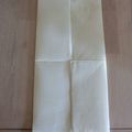 Pliage serviette en forme de papillon