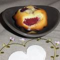 Muffins philadelphia , framboises et pépites de chocolat blanc...