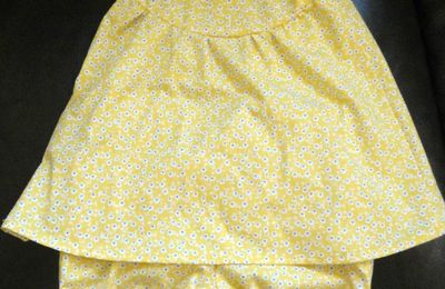 Robe et bloomer - balle en tissu pour Louise