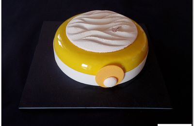 Entremets Gaëlle Praliné-Yuzu-Amande