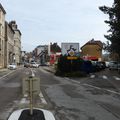 La rue de l'Eglise au croisement de la rue de Belfort