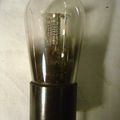 LOT DE 3 LAMPES 1/PHILIPS E406 2/HYGRADE Y224