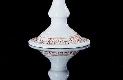 An extremely rare and possibly unique Chantilly Kakiemon verre à liqueur, circa 1735