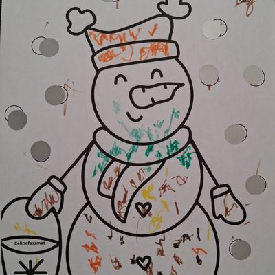 Coloriage et gommettes décembre