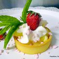 Tartelette (trendy) à la crème citron / lemon curd et crème fouettée - fraises