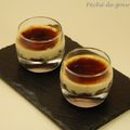 Verrines de flans au foie gras sur confit d'oignons