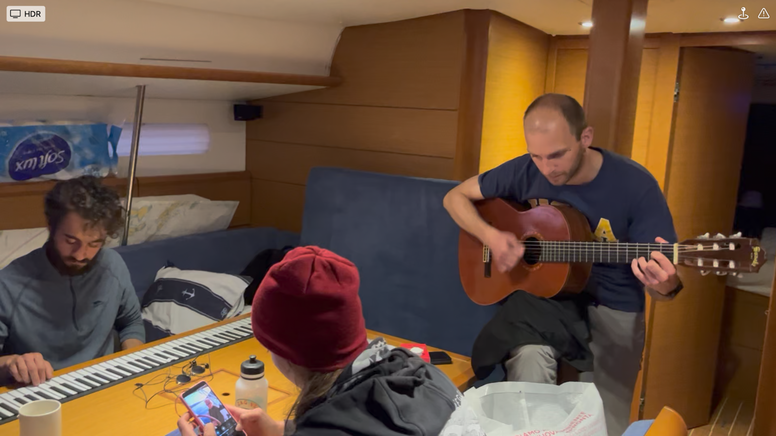 Piano et guitare entre les Kornati et Sibenik, 26 avril 2022 