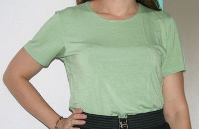 T-shirt basique vert - 3€