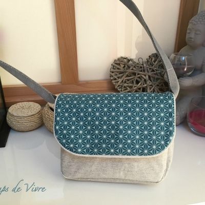 Le premier sac à main