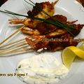 Brochettes de gambas panées