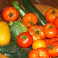 le potagé  nous donne quelques légumes quand même,malgré le temps qui gâte les tomates....