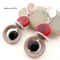 BO432 - Boucles d'oreille en tagua rouge, grise et noire