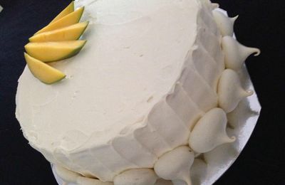 Gâteau vanille fourré à la mousse de Mangue