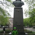 Sacha et les statues d'Erevan