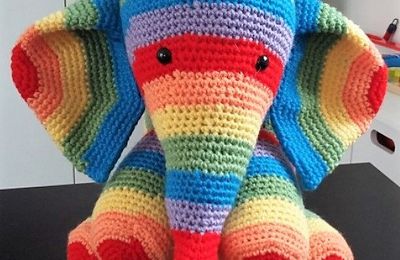 Éléphant au crochet 