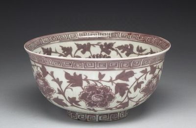 Bowl with underglaze copper red decoration of peony scrolls Ming dynasty, Hongwu reign (1368-98)