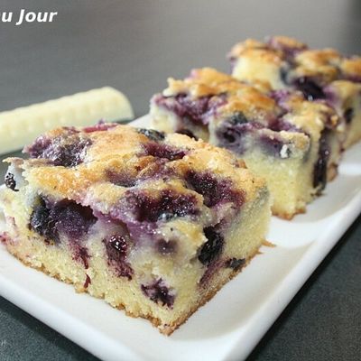 Blondies aux myrtilles