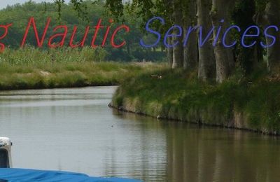 HIRE A HOUSEBOAT ON THE CANAL DU MIDI/ LOCATION DE BATEAUX STATIQUES