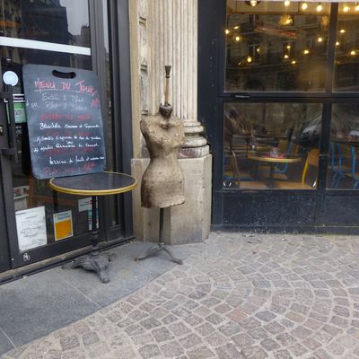 Promenade parisienne