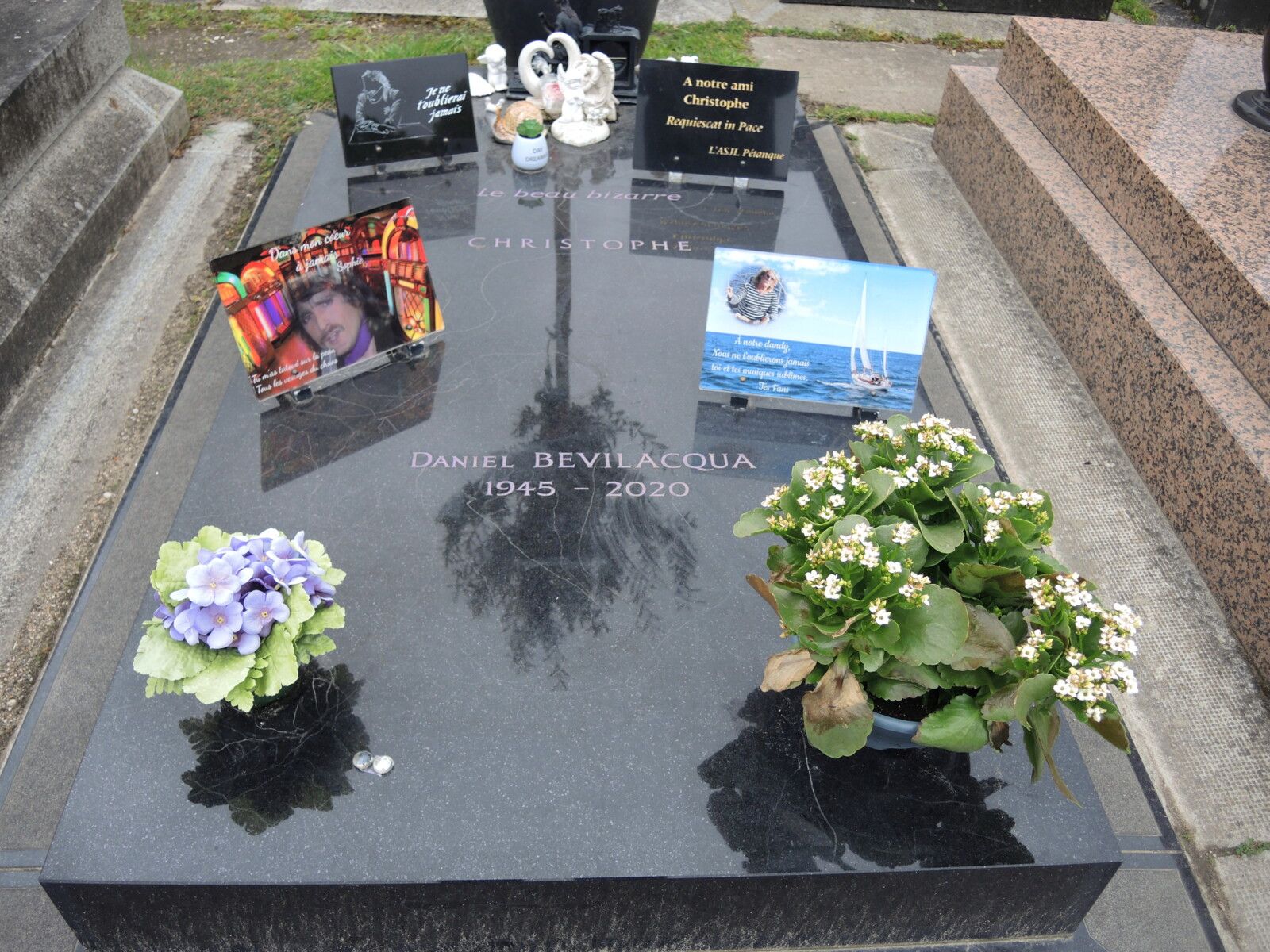 Paris, cimetière Montparnassse, Tombe de Christophe. (75)
