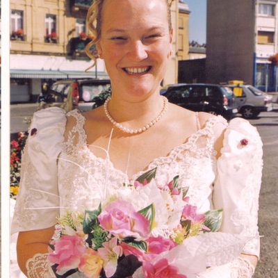 ma mere en robe de marier