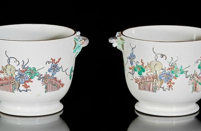 A good matched pair of Chantilly Kakiemon rafraîchissoirs, circa 1730