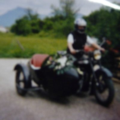 Mariage de notre fils Guy et Virginie le 7 Mai 2005 à Apremont avec side-car TERROT 500 RGST de 1952 et recommencement .......!