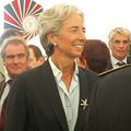 NI L'ARGENT NI LE GAIN NE FONT L'HUMANITE, M. SARKOZY ET MME LAGARDE. LISEZ DONC SEGOLENE ROYAL.