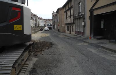 montbrison 42 2017  travaux d'aménagement  quais du Vizézy