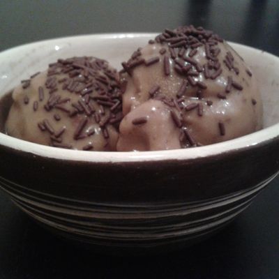Glace au café végétalienne
