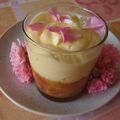 PÊCHES  ET MASCARPONE À LA ROSE (à préparer à l'avance)