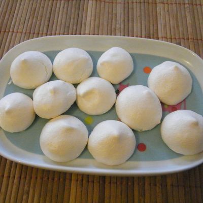 *Minis Meringues express*