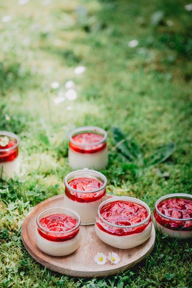 petites crèmes sans four, sans oeuf, sans gluten, express, facile, rapide, compotées de fraises, fleur d'oranger