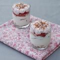 COUPES DE FRAISES FROMAGE BLANC ET CHANTILLY