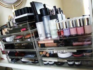 Comment ranger son make up quand on commence à avoir une collection conséquente? 