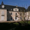 Photo du château de Taillé / vue de derri