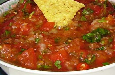 Salsa piquante con tomate